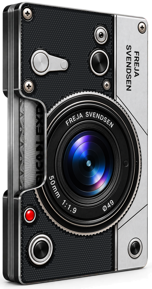 Analog — Reflex Smart Wallet, three-quarter view